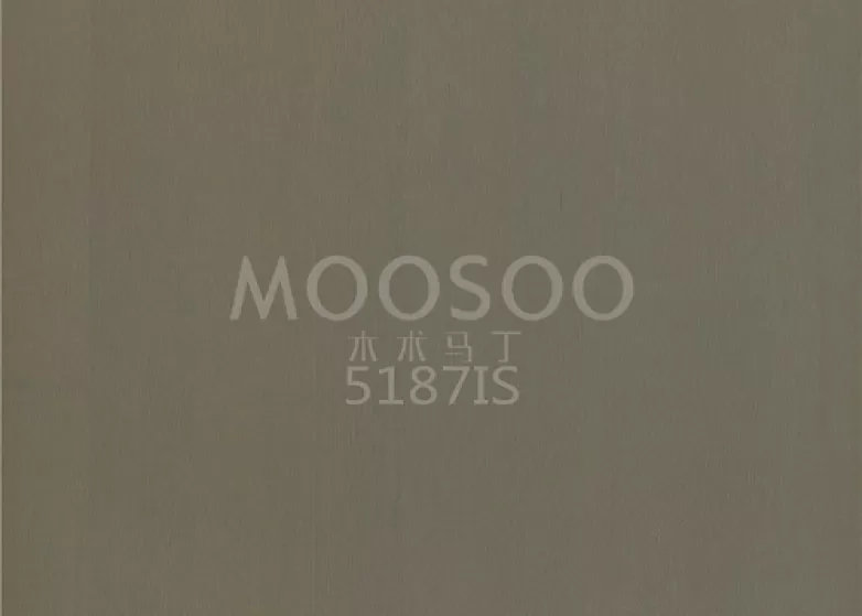 Painéis de Madeira Escovada com Arame de Olmo Branco: Beleza, Textura e Excelência Técnica